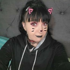 Meet your Posher, Tuesday